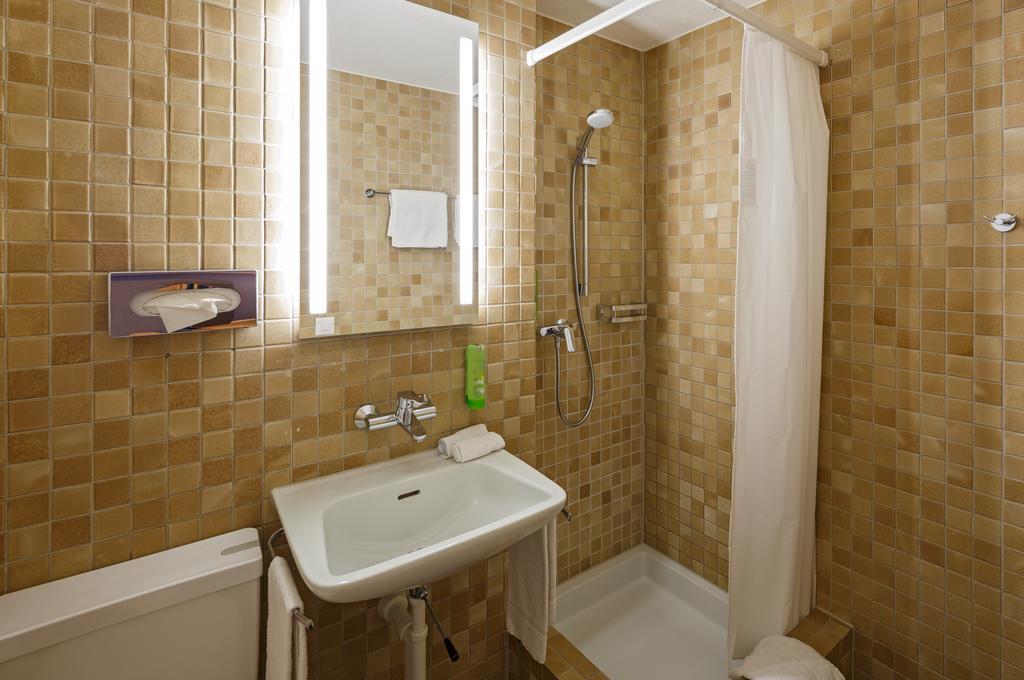 Hotel & Restaurant Chaernsmatt Rothenburg Room photo